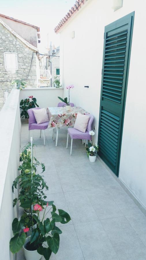 Apartment Davorka Makarska Bagian luar foto