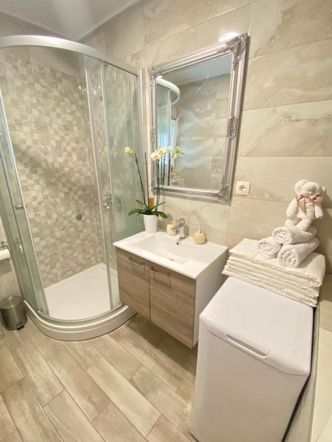 Apartment Davorka Makarska Bagian luar foto