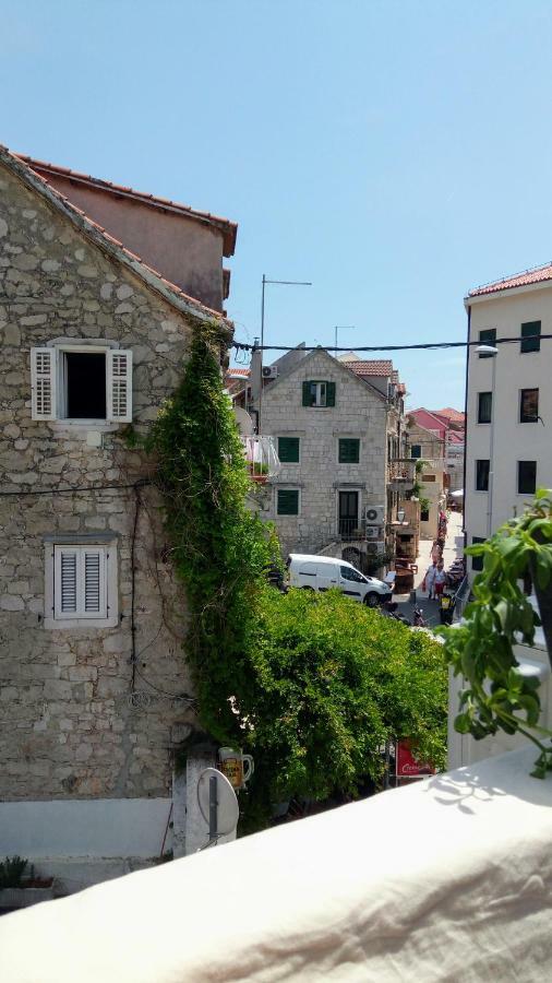 Apartment Davorka Makarska Bagian luar foto