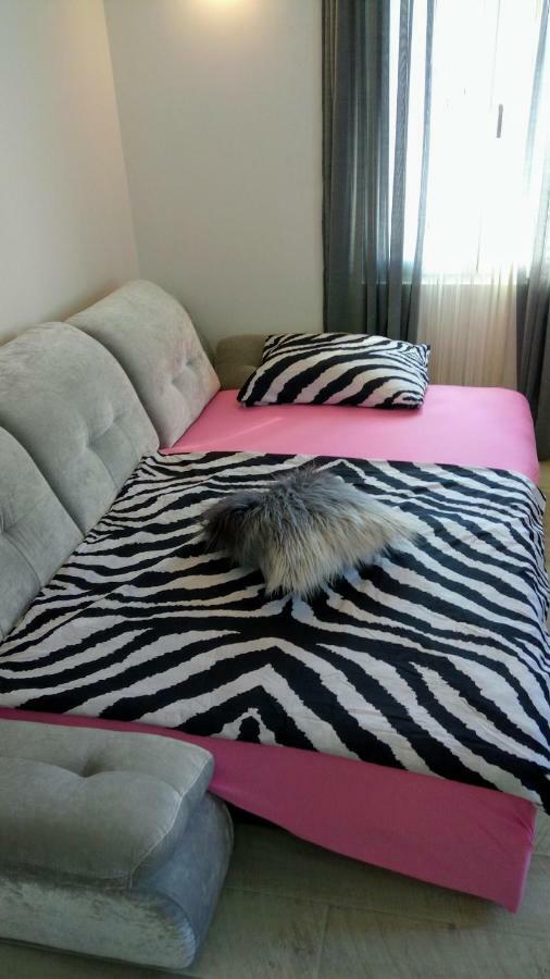 Apartment Davorka Makarska Bagian luar foto
